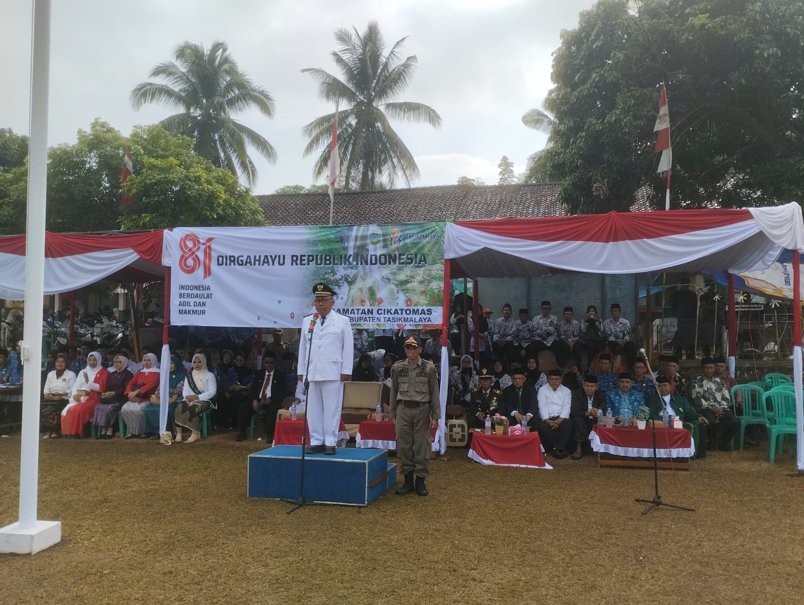 Pemerintah Desa Cayur Melaksanakan Upacara HUT RI ke-81 Tingkat Kecamatan